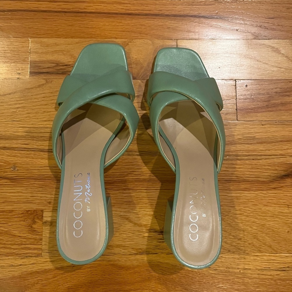 COCONUTS by Matisse Mint Puff Cross Strap Block Heel Sandals 11